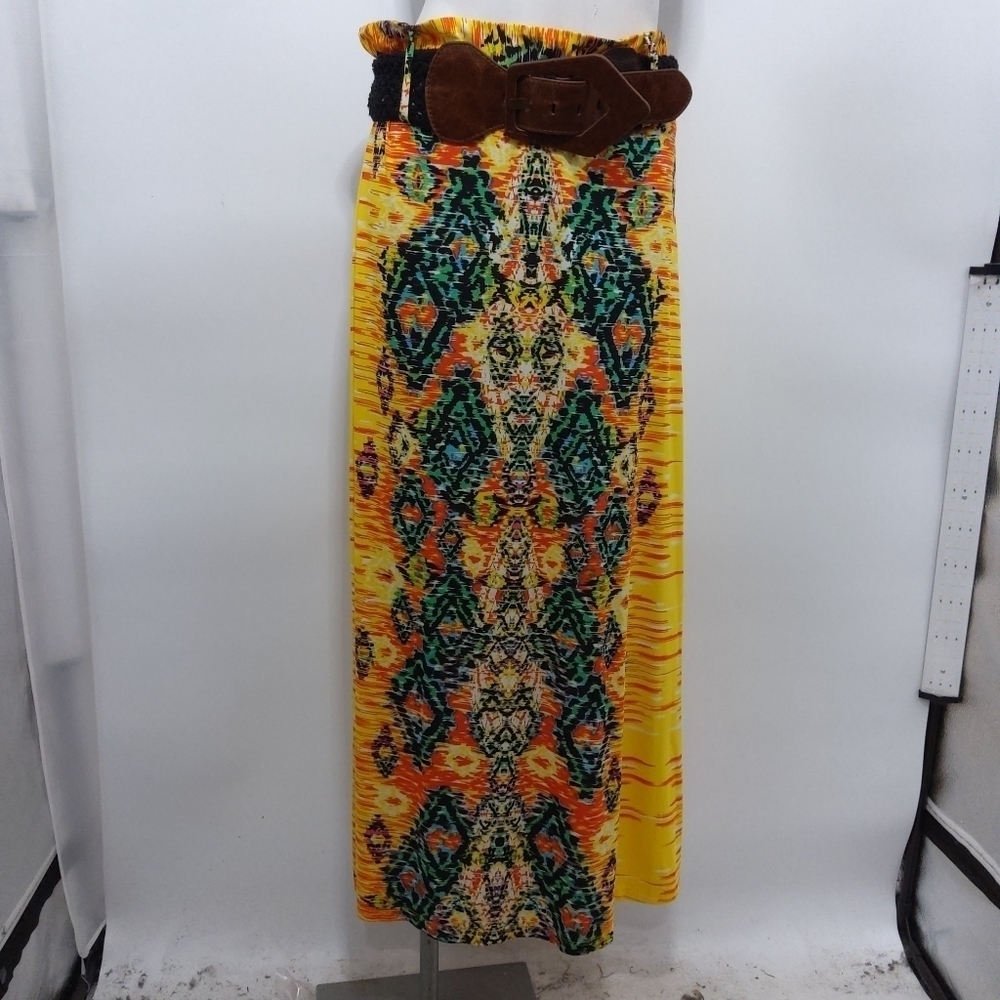 ECI BELTED MAXI SKIRT SIZE LARGE